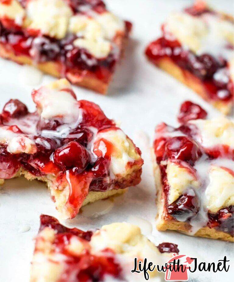 Ridiculously Easy Peach Cobbler