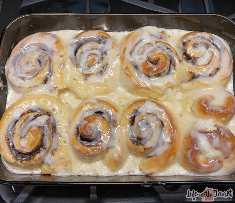 Bisquick Cinnamon Rolls-image