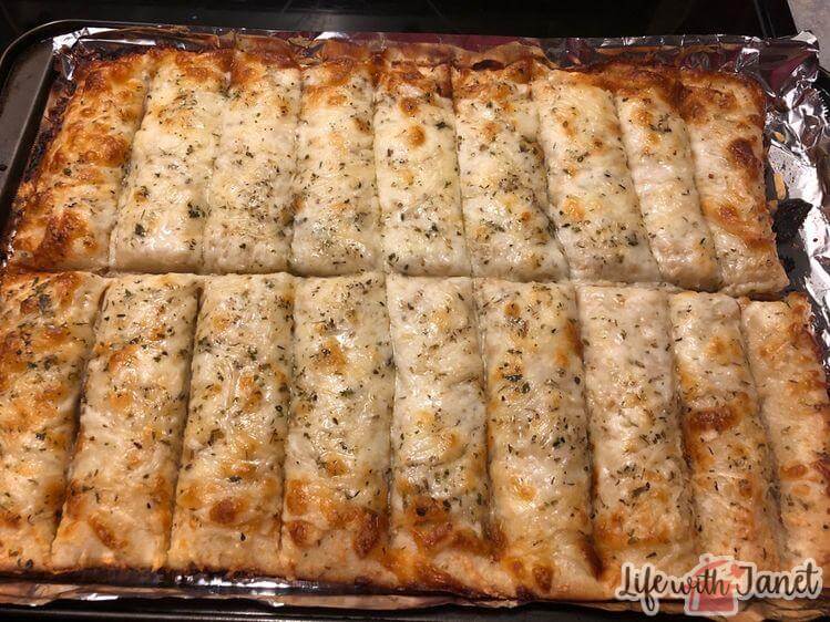 Cheesy Garlic Breadsticks-image