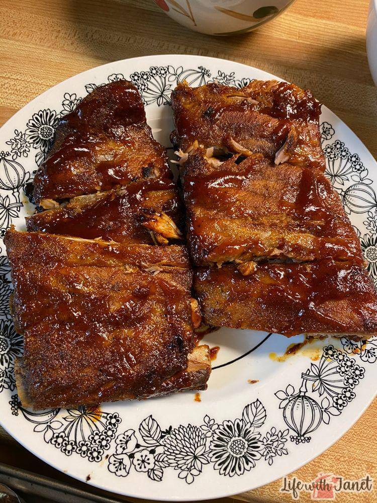 EASY OVEN BBQ BAKED RIBS