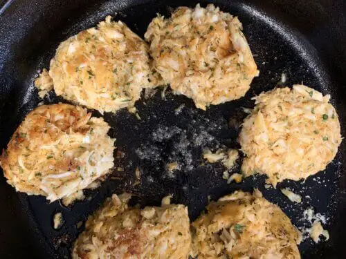 Classic OLD BAY® Crab Cakes