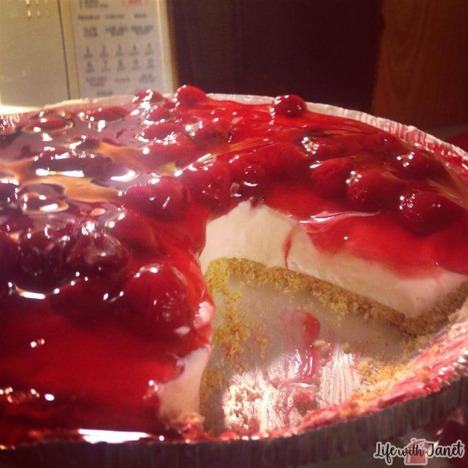 No Bake Cherry Cheesecake